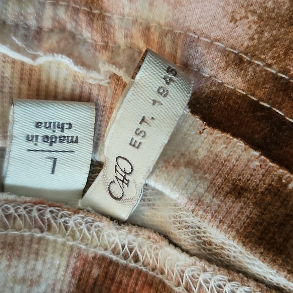 Cato  Tie Dye Pattern With Distressed Bottom - Picture 8 of 8